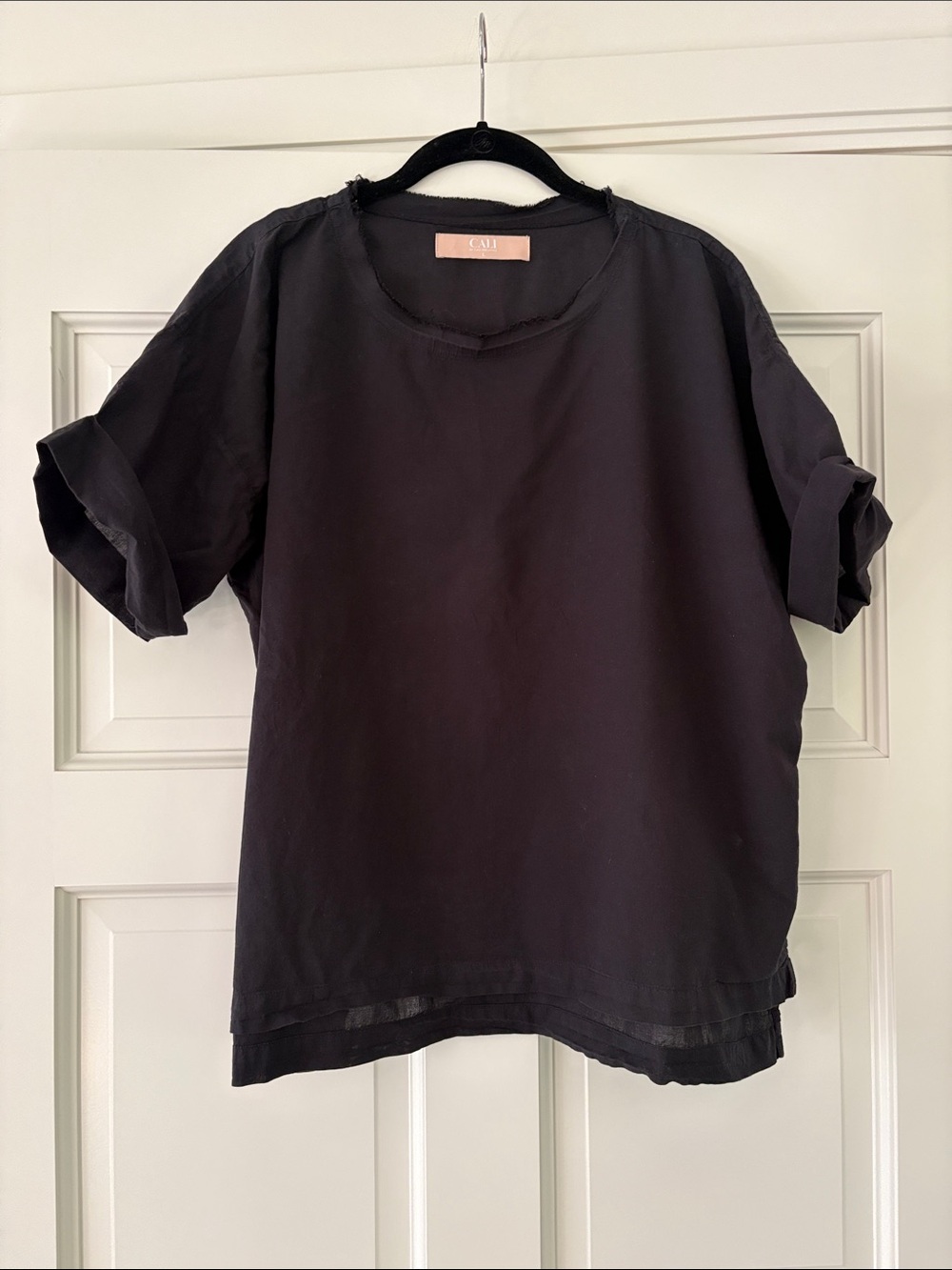 Cali by Cali Dreaming Women's black light weight cotton tee boxy fit